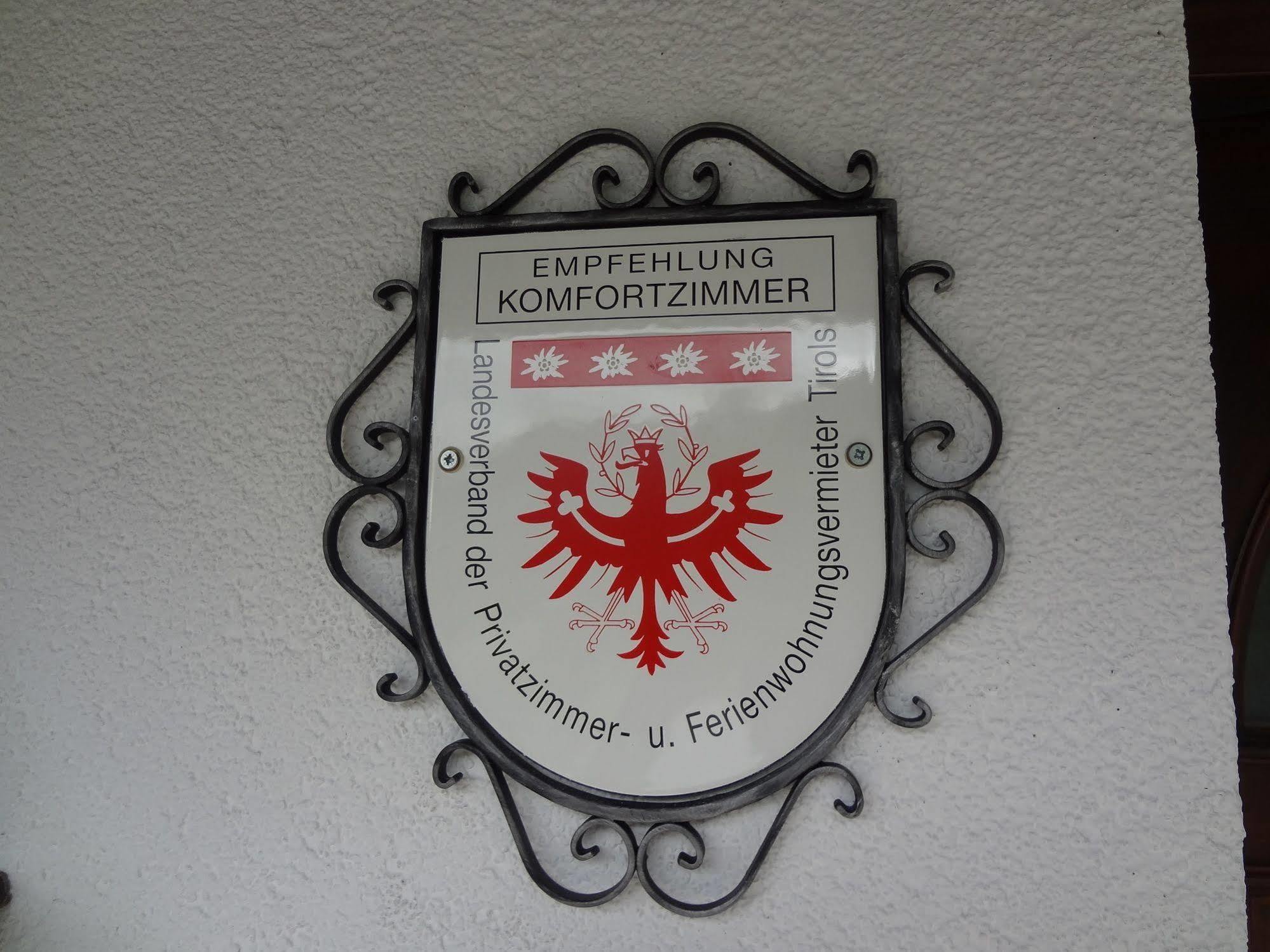 Chalet Maria Theresia Hotell Kals-am Großglockner Exteriör bild